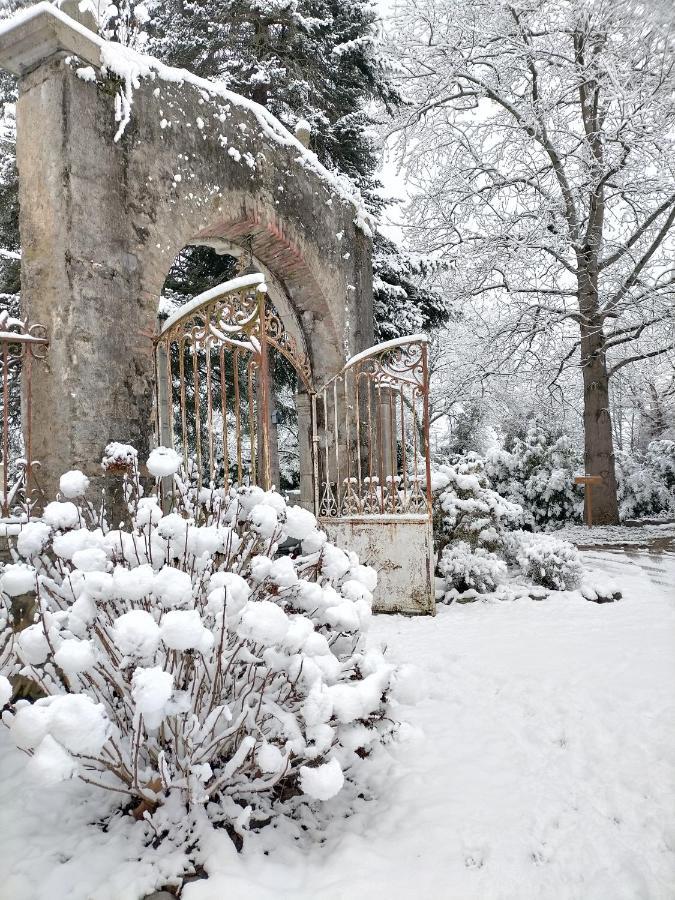 Chateau De Heaas Feas Luaran gambar